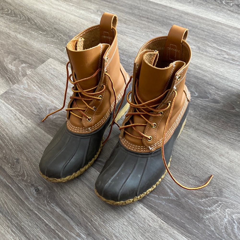 LL Bean Womens 8 Leather Bean Boots Tan Brown Duck Boots Lace Up